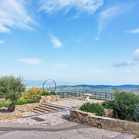 Marguerite Mit Eigenem Garten Und Terrasse By Interhome *