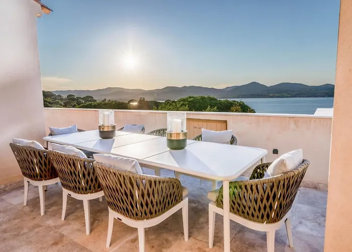 Marguerite Mit Eigenem Garten Und Terrasse By Interhome *